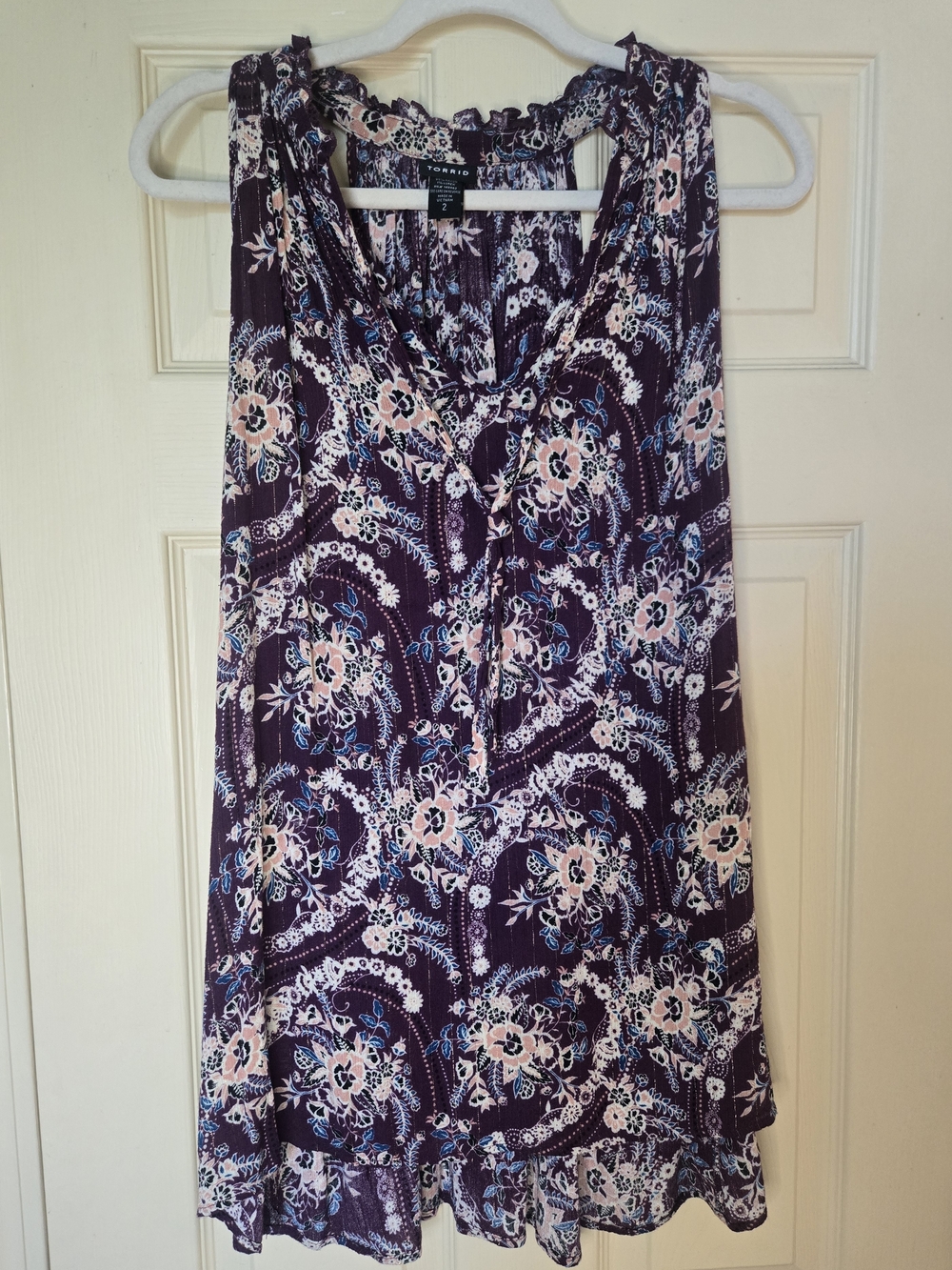 torrid Purple Floral Sleeveless V-Neck Tank